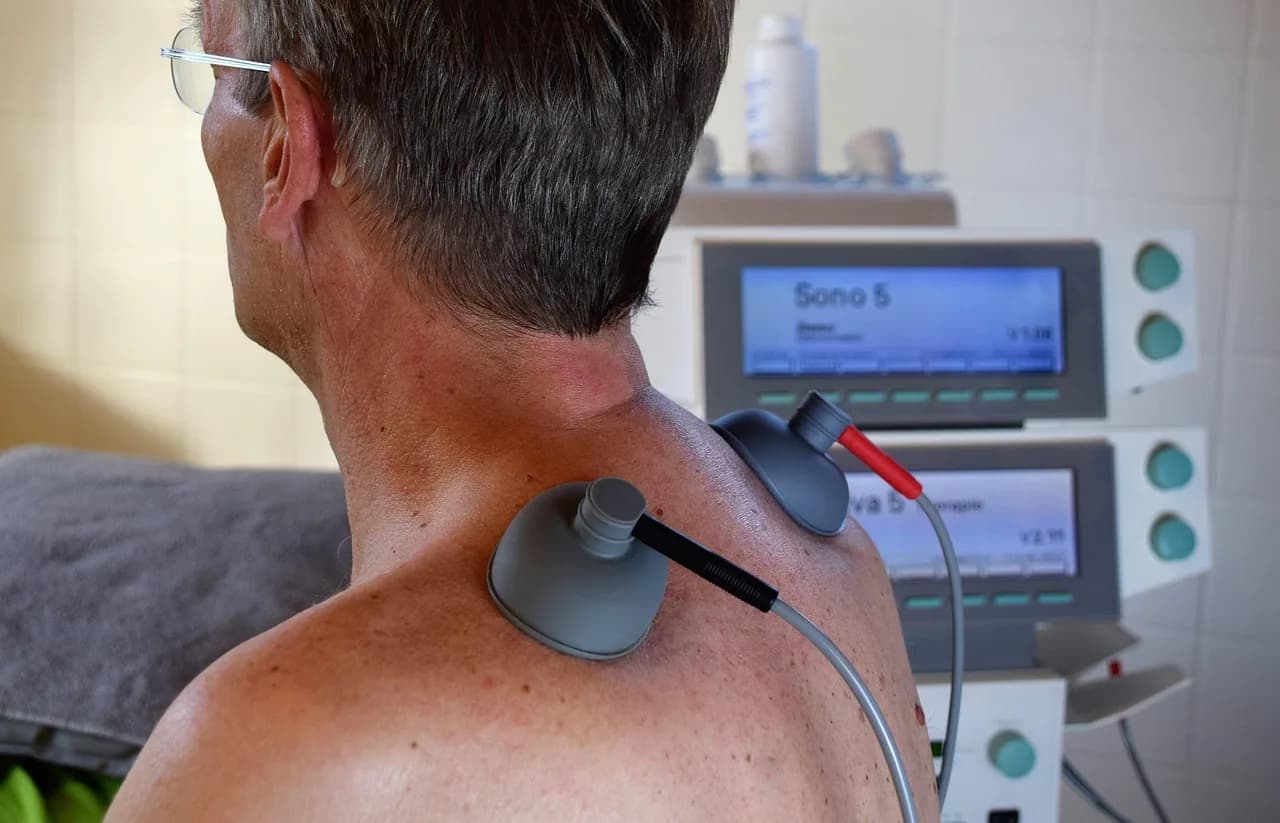 Neck Pain: Knowing When to Seek Urgent Medical Care in Pune
