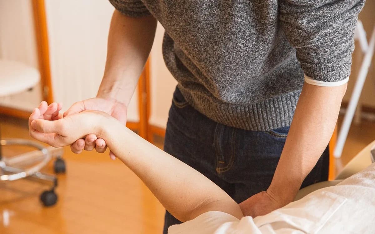 injury, physical therapy, massage, healthcare, physical therapy, physical therapy